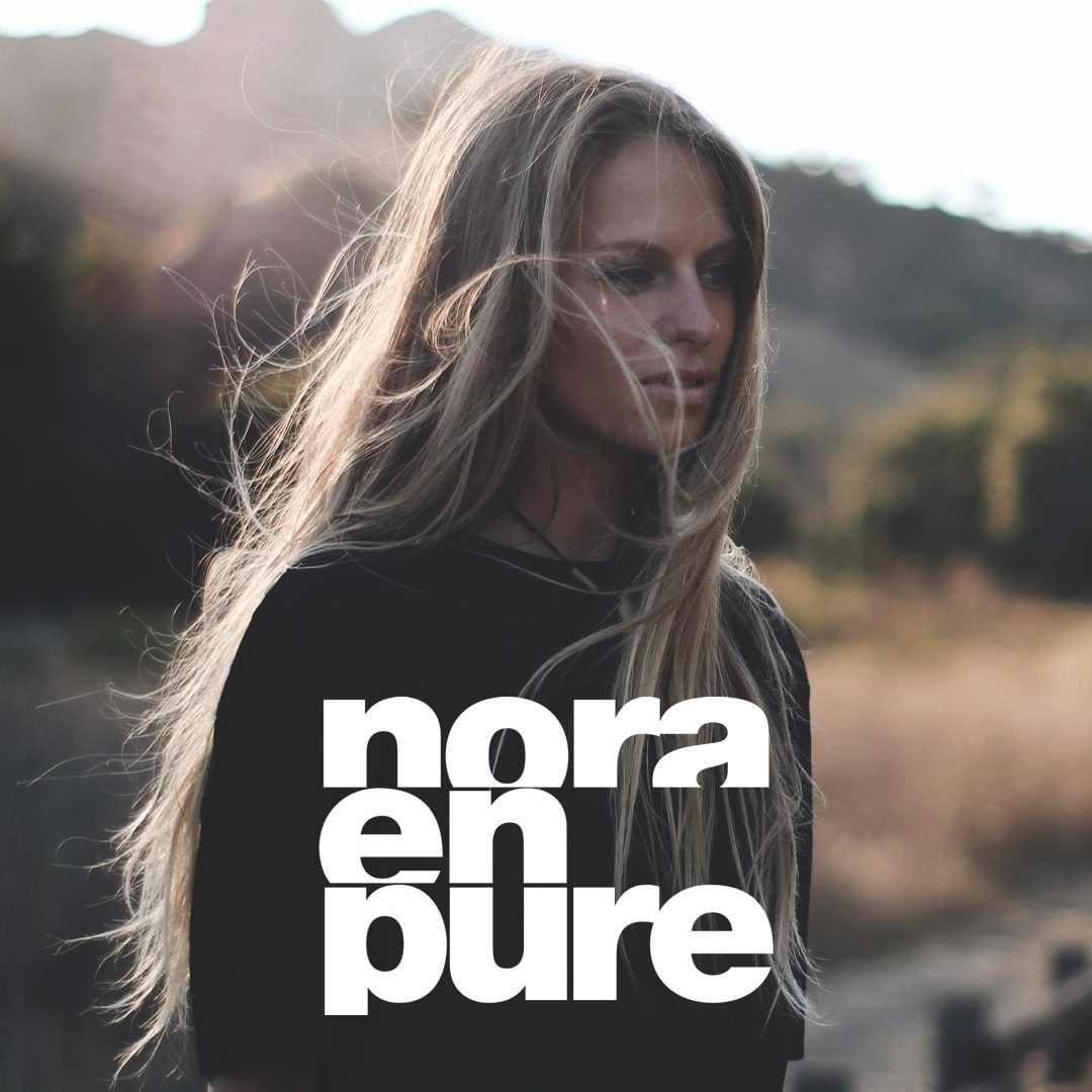 Nora en Pure